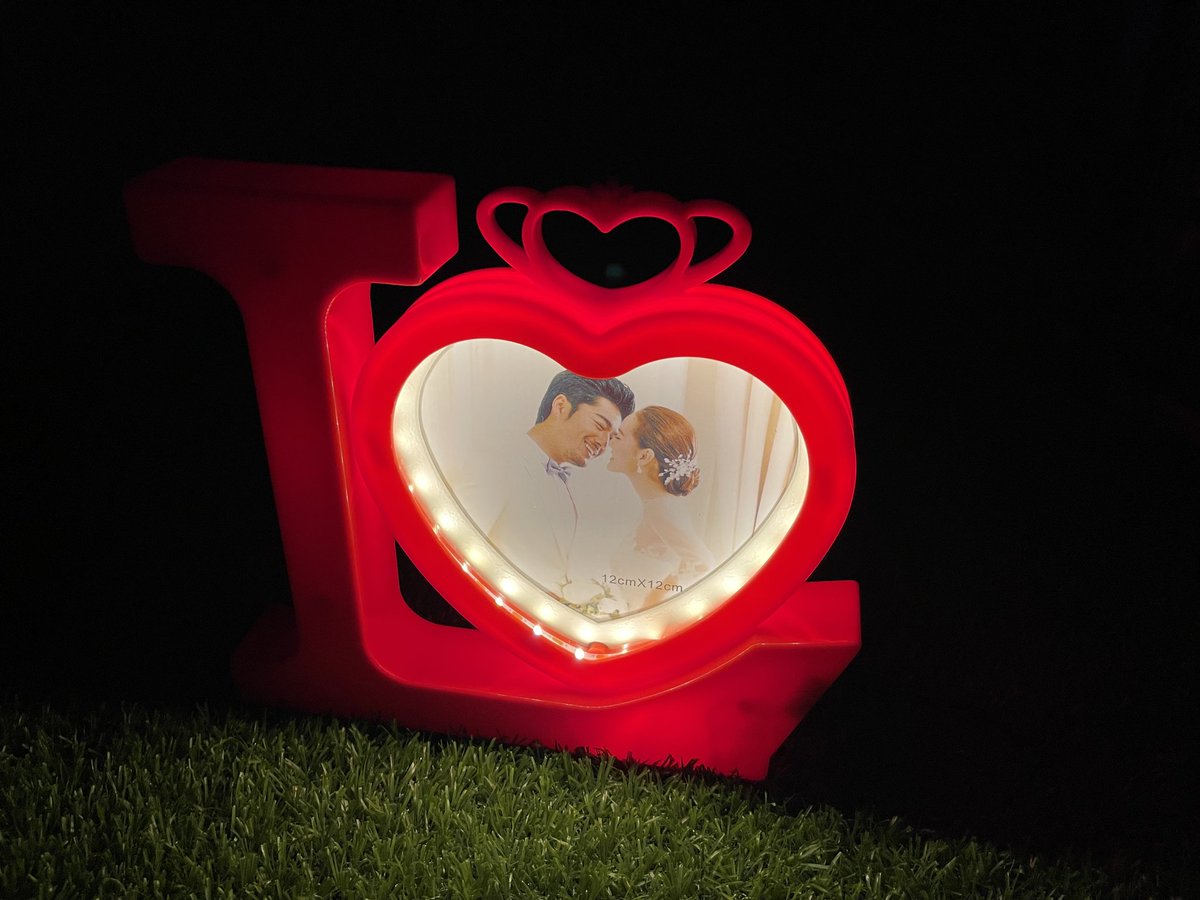 WishExpo's tweet photo. Love LED Magic Mirror

Original Price: 💰 Rs 2,000/-
🇵🇰 Free Shipping Alert! 🚚 Shop stress-free today! 🛍️🎉
🔥 Now Only: Rs 1,500/-! 🔥

#Wish_expo #TikTokViral #ForYouPage #Trending #ViralVideo  #Innovation #LifeHacks #TikTokFamous  #DIY #FYP #ExplorePage #TikTok https://t.co/vw8EoYEShu