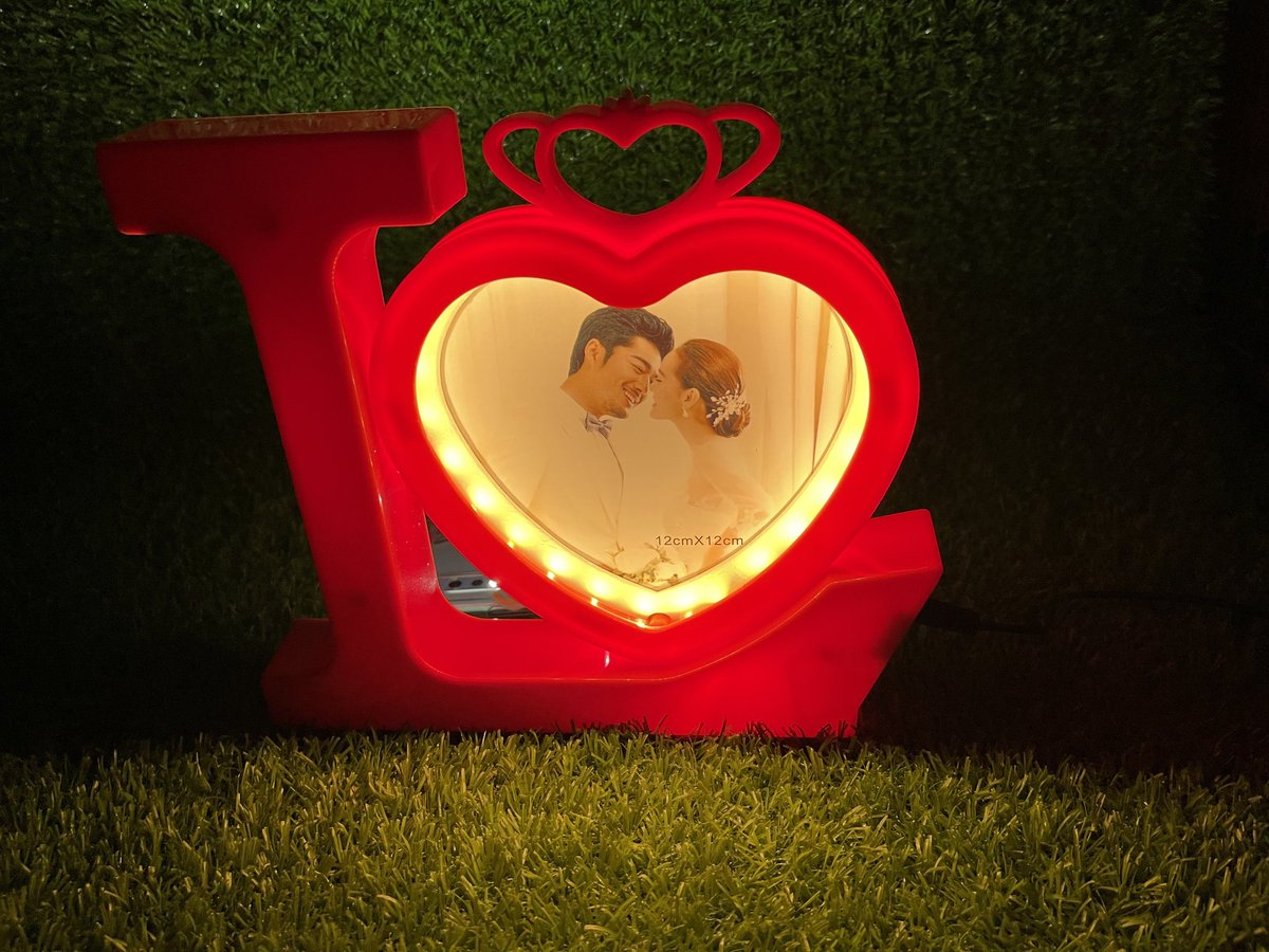 WishExpo's tweet photo. Love LED Magic Mirror

Original Price: 💰 Rs 2,000/-
🇵🇰 Free Shipping Alert! 🚚 Shop stress-free today! 🛍️🎉
🔥 Now Only: Rs 1,500/-! 🔥

#Wish_expo #TikTokViral #ForYouPage #Trending #ViralVideo  #Innovation #LifeHacks #TikTokFamous  #DIY #FYP #ExplorePage #TikTok https://t.co/vw8EoYEShu
