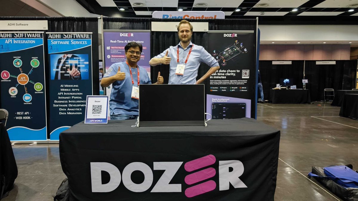 Glimpses from the @APIWorld 2023 event!

Also, don't miss the  Microservices Design & Architecture Pro Talk session with @pelati_matteo and Jesse Bakker.

Thursday, October 26, 2023
1:30pm - 1:55pm PDT!

apiworld2023.sched.com/area/In-Person