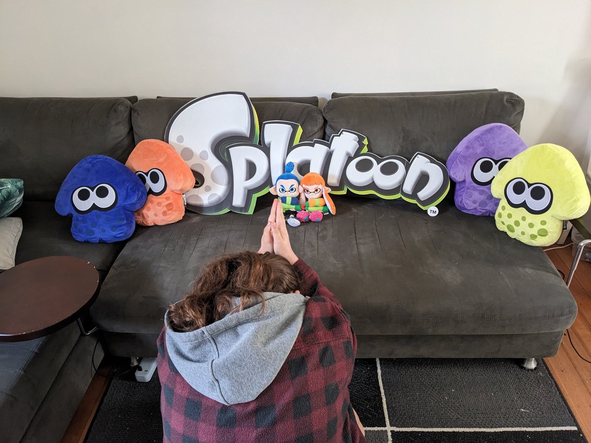 We'll be holding a memorial service to celebrate the life of the Splatoon sign, after 6 years of service at our LANs.
Thank you for all the years of memories and amazing group photos.
May you rest peacefully 🙏