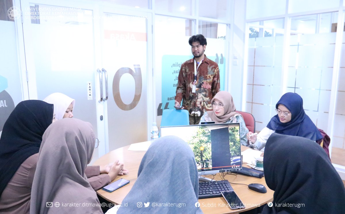 MONITORING DAN EVALUASI PROGRAM KEWIRAUSAHAAN UGM 2023

Halo, #SobatKarakter!
Subdirektorat Pengembangan Karakter UGM telah melaksanakan Monitoring dan Evaluasi untuk peserta Program Mahasiswa Wirausaha (PMW) UGM dan peserta Gebyar Wirausaha Muda Unggul Bersama BCA.