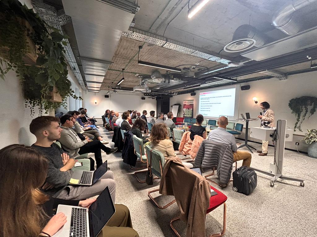 🇪🇺 RETROFEED EU project ♻️🏭 (@retrofeedeu) on Twitter photo "Despite the challenges, the covid pandemic and the NG price crisis, #RETROFEED has been a successful project, as we now have 5 demos up and running."
Roberto Arevalo Turnes, <a href="/fCIRCE/">CIRCE - Centro Tecnológico</a> presenting the ov
erall results of the project. Follow to hear insights from industry experts! "Despite the challenges, the covid pandemic and the NG price crisis, #RETROFEED has been a successful project, as we now have 5 demos up and running."
Roberto Arevalo Turnes, <a href="/fCIRCE/">CIRCE - Centro Tecnológico</a> presenting the ov
erall results of the project. Follow to hear insights from industry experts!