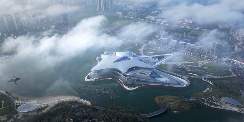 ArchDaily's tweet photo. The Chengdu Science Fiction #Museum, spanning 59,000 sq. m, features versatile event spaces, a sky-lit atrium, and a large window facing #Xiling Mountain for a seamless connection with its surroundings. https://t.co/FgzRo2F1sj #architecture #facade https://t.co/suOuEn5Ci8
