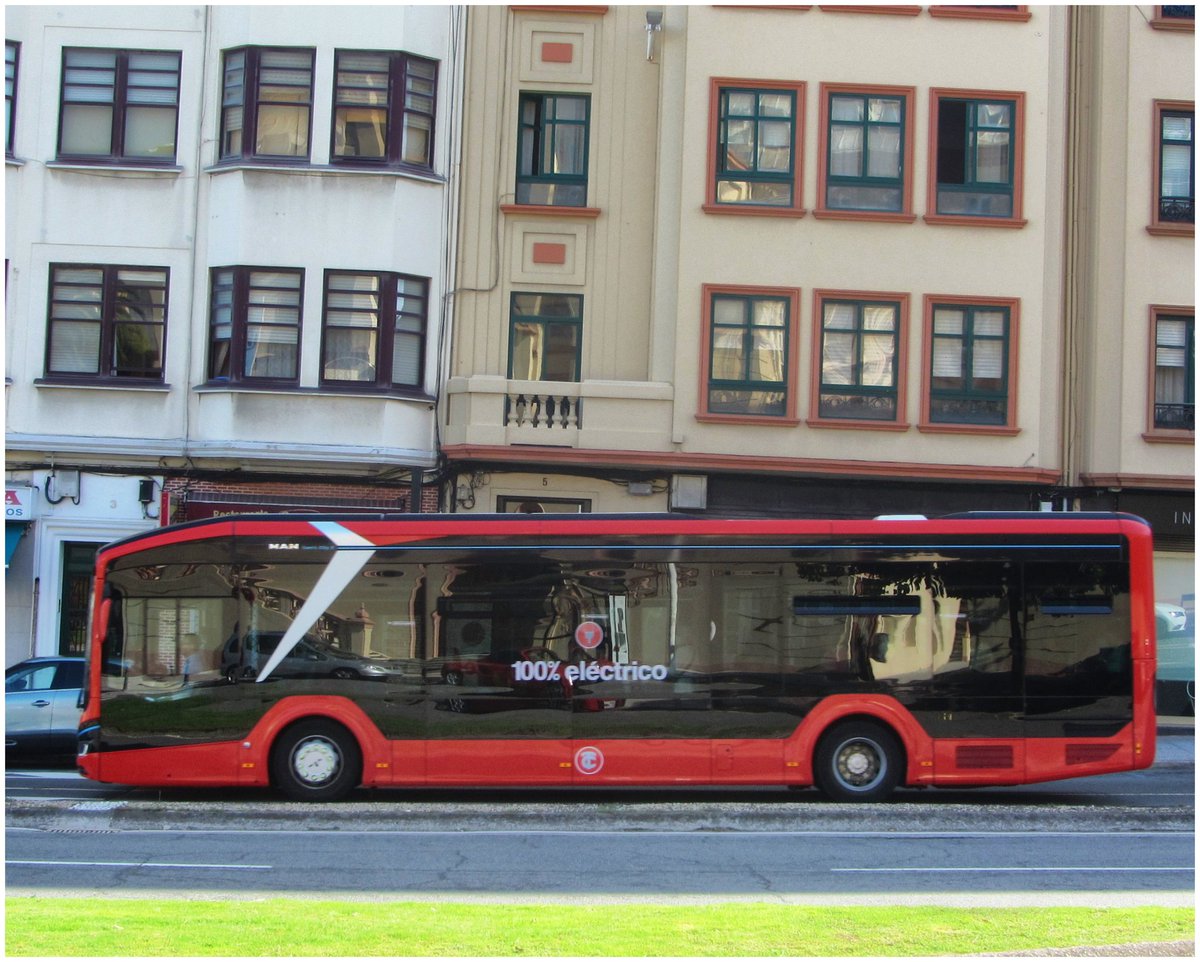 BlogBusurbano's tweet image. ‼️Aviso Exprés‼️Mié. 25/10‼️
La #Lín22 es la favorita del #BusEléctrico #MAN #LionsCityE de @MAN_Iberia:

#JuanFlórez
Av. Fisterra
#RondaDeOuteiro
#Birloque
#AlfonsoMolina

#Pasaje
#HospitalMaterno
#CHUAC
#OsCastros
Av. Oza
Pz. Ourense
Pz. Pontevedra

Es el #Bus331 en @BusCoruna!