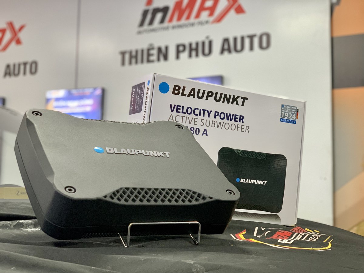 Thienphuauto555's tweet photo. Bác chủ xe Xpander nâng cấp âm thanh ô tô với Blaupunkt XLF180A Đức ( 2 tr 900) và màn hình với Box DX265 (6 tr 500).  Chất lượng nhưng giá RẺ.
IB các bác có nhu cầu IB để em tư vấn ạ !
#androidboxoto #Zestech #BlaupunktXLF180A #AndroidboxDX265 #nangcapamthanh https://t.co/ofW0odyBc3