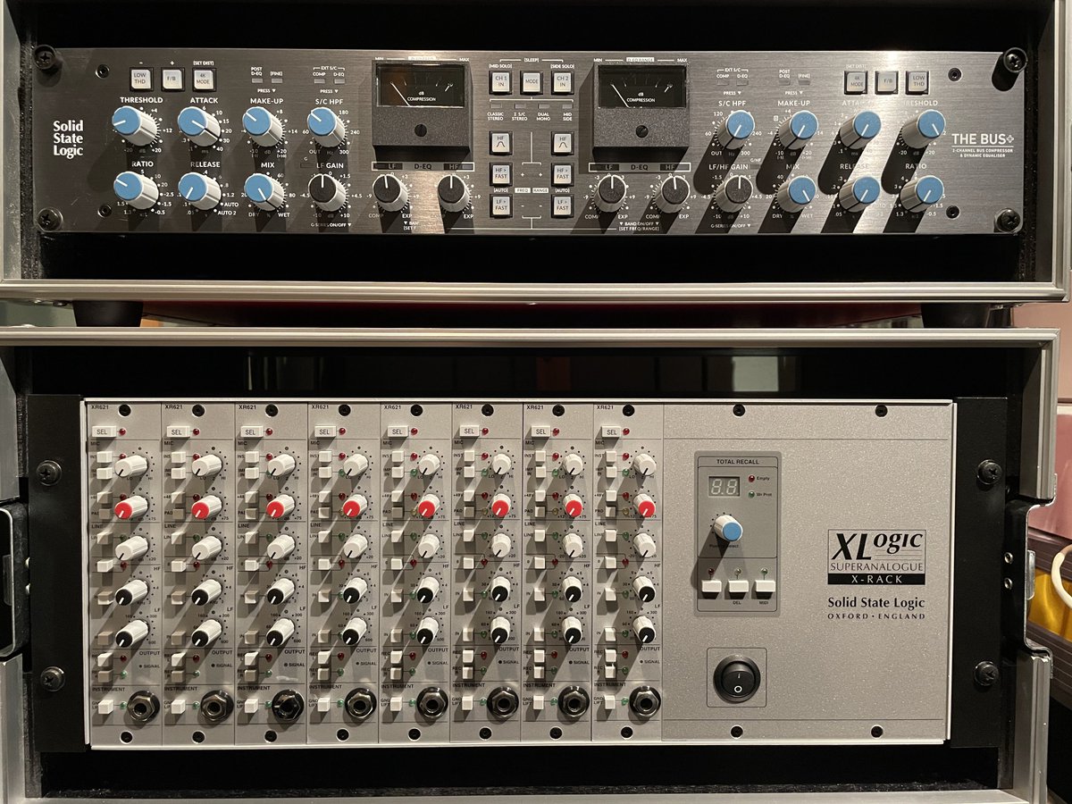 SSL_Japan's tweet photo. ＃SSL の長年のヘビーユーザーさんから素敵なお写真をいただきました😍
#THEBUSPLUS &amp; 🏁今はなきX-Rack SuperAnalogueプリ８chフル装備🏁
とってもきれいに使っていただいていて嬉しいですね😆 https://t.co/kSinX4zCbK