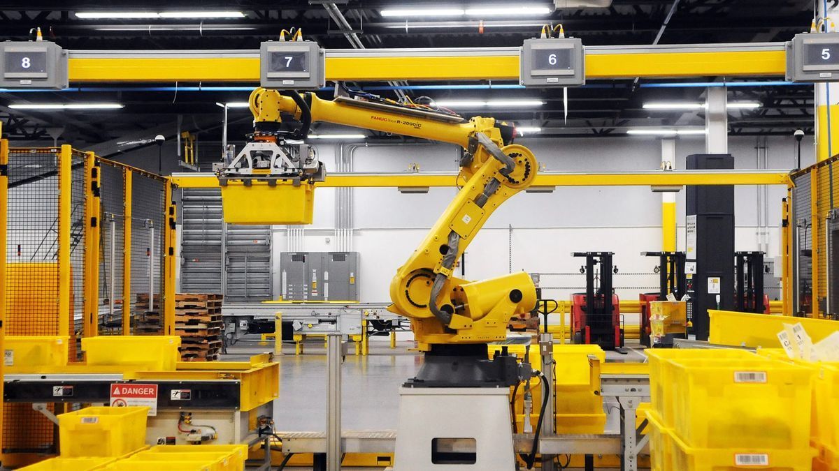 pbraceli's tweet image. Durante décadas se ha temido que las nuevas tecnologías estuvieran a punto de acabar con toda una generación de trabajadoras y trabajadores. Y sin embargo, aquí estamos en 2023, con una ocupación histórica en España. ¿Qué ha pasado? buff.ly/475lv8F