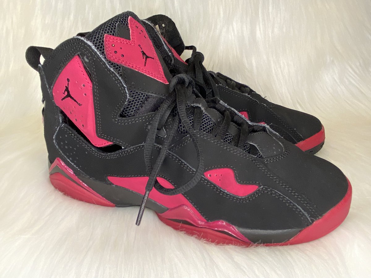 HappyDeals3001's tweet photo. #HappyDeals has just listed more #shoes ! #Sale going on now ! #AirJordan and more !

https://t.co/ddGRe3Wcyc

—————

#Puma #shoes #hokaoneone #nike #brooks #asics #walking #ebay #adidas #alta #reebok #ebayseller #footwear #crocs #VANS #newbalance #merrell #boost #saucony #airmax https://t.co/MIKaYj9gjS