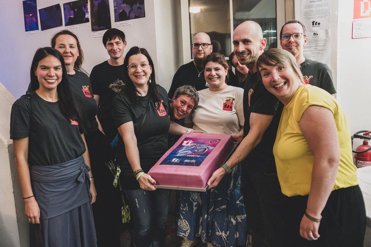 Vielen Dank fürs Mitfeiern! #ü25 #fro25 #frojubiläum 
Foto: csanyiphoto fro.at/das-war-unsere…