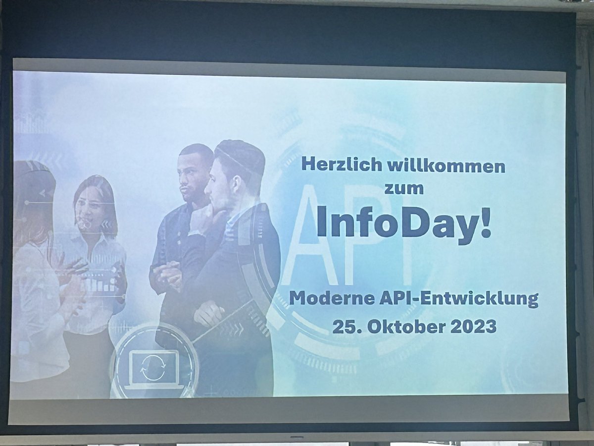 Let‘s get the #API party started at @SIGSDATACOM API Infodays in Cologne! Later that day with a session about APIs and how we can transform to a product-oriented organization. @OC_WIRE @fabian_hardt #APIfirst #APIPlatform