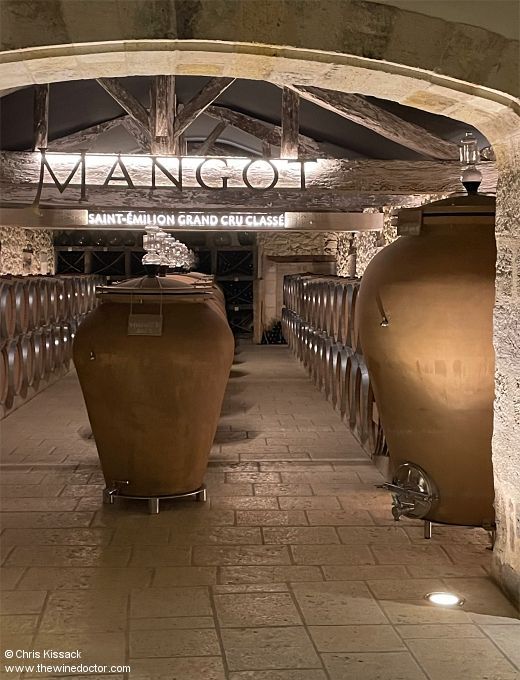 chriswinedoctor's tweet photo. Just published: A profile of Château Mangot in St Emilion, a recently promoted grand cru classé estate, run by the Todeschini family.
https://t.co/W7T2sHWqdu
[subscribers only]
#wine #winetasting #bordeauxwine #stemilion #stemiliongrandcruclasse #chateaumangot #mangot #todeschini https://t.co/nWEaXhZ6lo