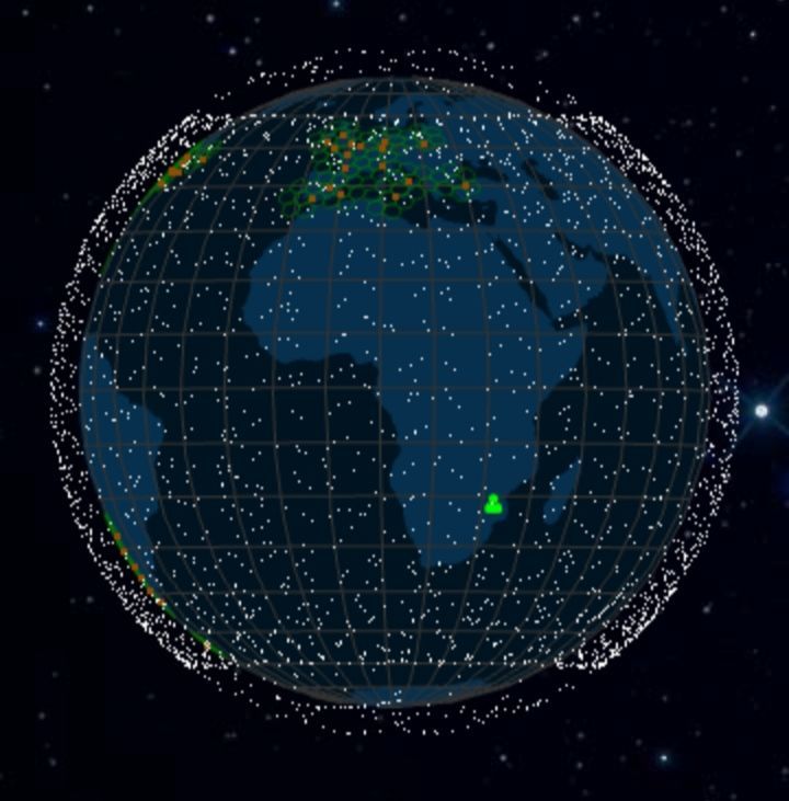 actualit30's tweet photo. Bientôt, la Russie aura aussi sa constellation de satellite, pour rivaliser avec le projet Starlink de Musk...

L'Europe entame aussi des démarches dans ce sens...

Bientôt, ce ne sont plus des étoiles qu'on verra dans le ciel mais des pvtains de satellites 🙄🤧 https://t.co/uDocTdjJbl