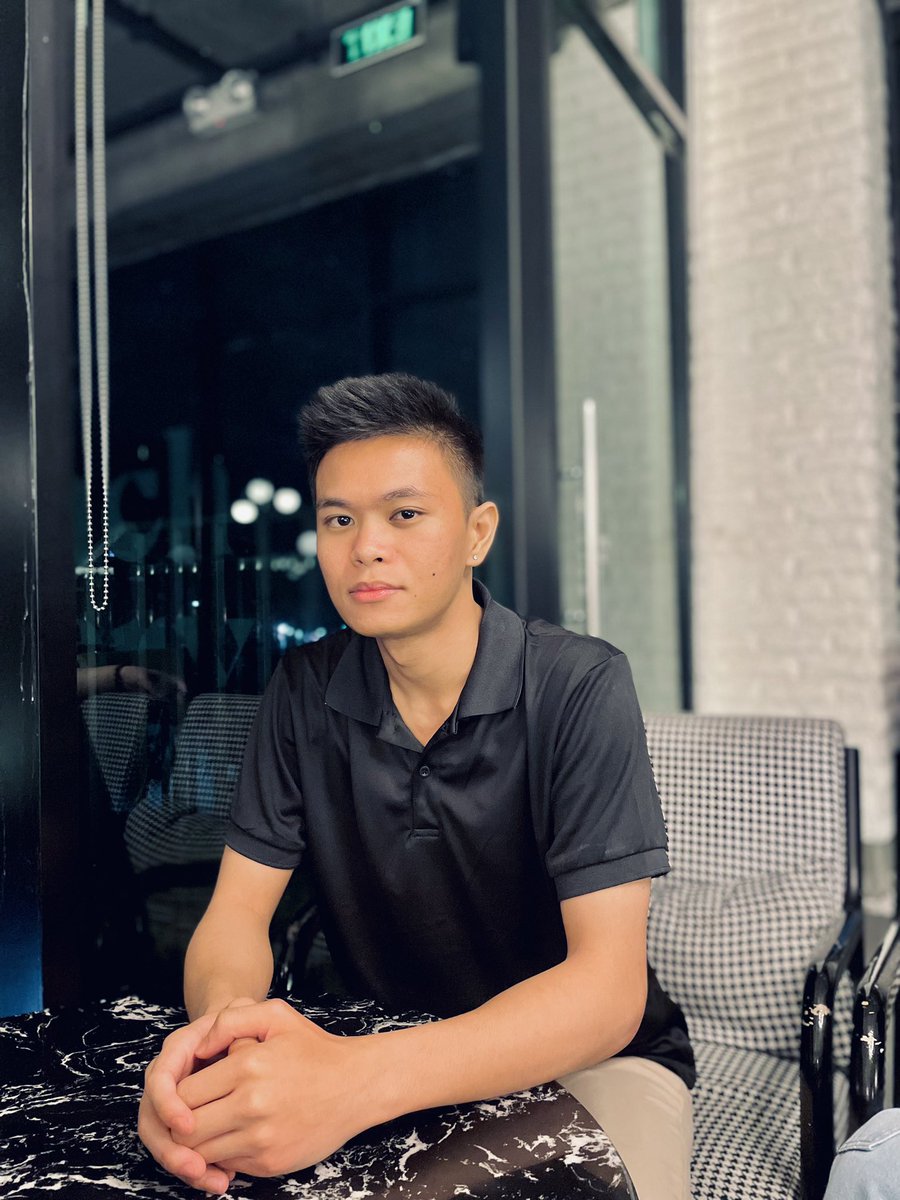 njflores_'s tweet photo. Growing older, but never growing up! 🥳 https://t.co/dFIHCwRiMh