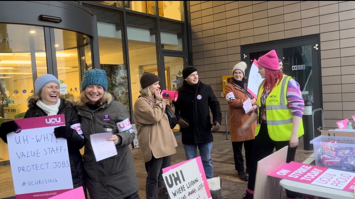 UCUScotland's tweet image. Brilliant to have ⁦@DrJoGrady⁩ on the ⁦@UHI_UCU⁩ picket lines this morning: we’re not going away! #saveUHI #ucuRISING 📣✊