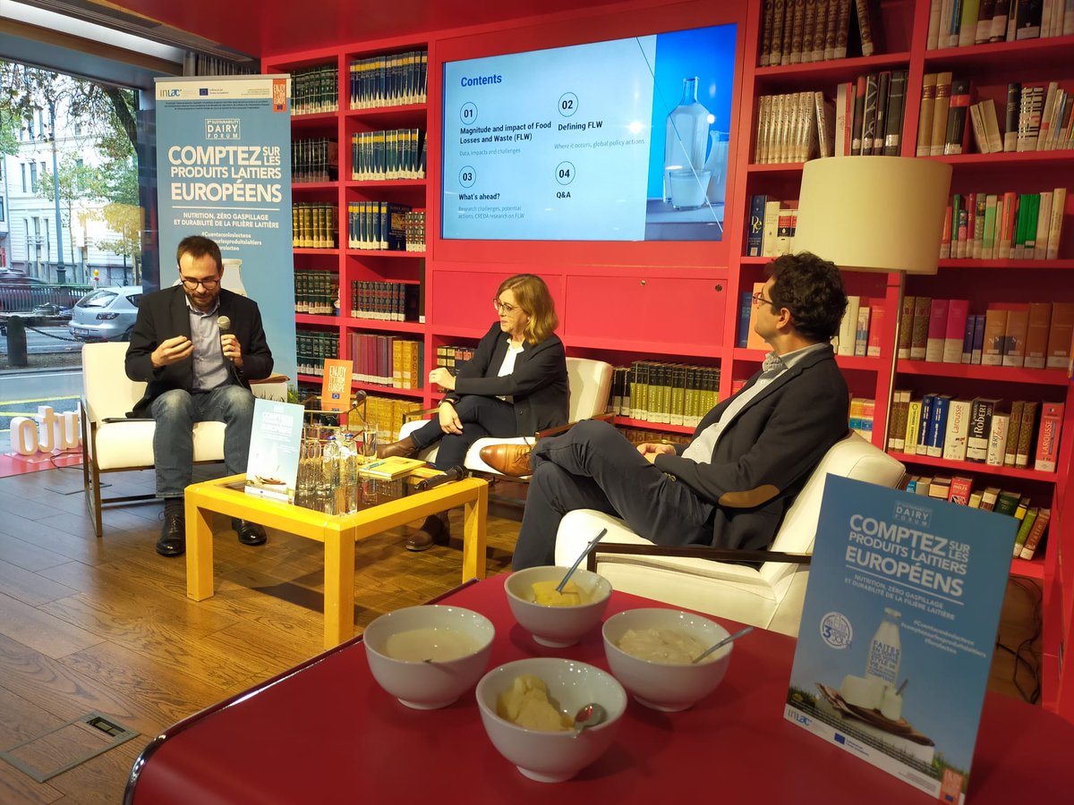 CREDA_UPC_IRTA's tweet photo. 🥛Ahir es va celebrar el II #ForoLácteo d'@oia_inlac a l'@IC_Bruselas 

@DavidFGuerrero, Investigador al #CREDA, va participar en un panell sobre el repte de les pèrdues i el #malbaratament alimentari al sector

🗣️"Necessitem incloure solucions holístiques per evitar el problema" https://t.co/MYDxmkDBBJ