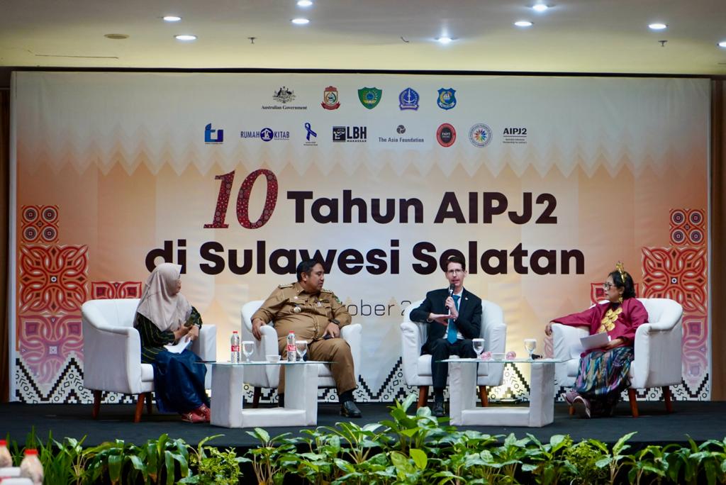 KonJenMakassar's tweet photo. Happy 10th anniversary #AIPJ2 in South Sulawesi! ๐ฆ๐บproud to have worked closely with ๐ฎ๐ฉ local government & civil society organizations over the past 10 years & into the future, facilitating access to justice for ๐ฎ๐ฉwomen, children, people with disabilities. https://t.co/ecKZXMHGFy