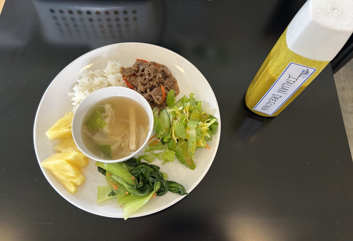 citycampus1205's tweet photo. シェフお手製のイタリアンドレッシングです！モリモリ食べて、しっかりと勉強をしましょう🌟#フィリピン  #語学留学 #英語留学 #短期留学  #英語学習 #英語勉強 #英語初心者 #2カ国留学
#留学生活  #フィリピン留学
#studyenglish #english #Philippines #volunteer #activity  #Englishforbeginner https://t.co/hSZ8gvEQ32