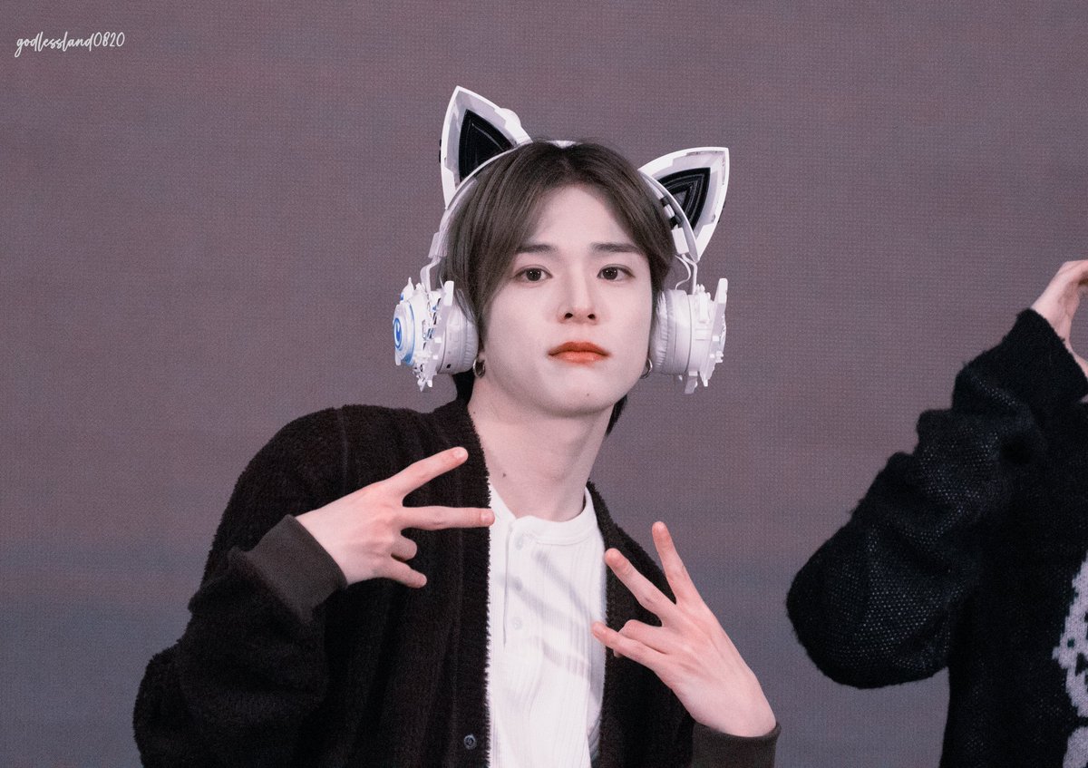 231022 UNIPAZ
고양이🐱

#트레저 #TREASURE #トレジャー
#아사히 #ASAHI #アサヒ