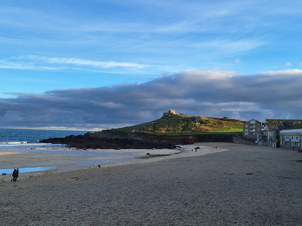 StIvesHarbour's tweet photo. Today @BBCCornwall @BBCSpotlight @BBCWthrWatchers @coastmag @KWTWeather thank you @38Ives https://t.co/NugFzhpBI7