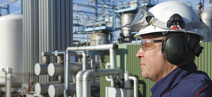 Los futuros ingenieros españoles y portugueses debatirán esta semana en Sevilla sobre la necesidad de incorporar estos profesionales a las empresas <a href="/IngenierosEs/">Ingenieros.es</a>