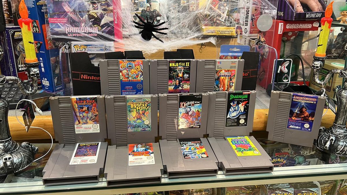 zoneretrocash's tweet photo. Arrivage 🤩 🤩 🤩 lot de jeux #nes #nintendones #megaman2 #chipndale #bayoubilly #ghostngoblins #californiagames #shadowgate #defenderofthegrown #totallyrad #pinbot #gauntlet https://t.co/kR1WUVso6Q