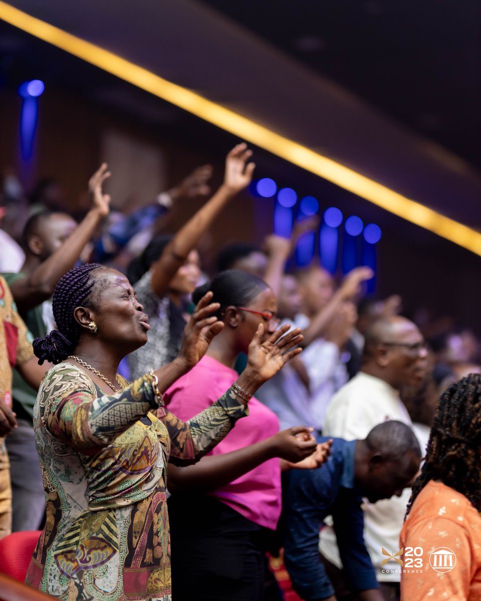 themakershouse's tweet photo. "Word-filled" is the only phrase that can describe our experience with Rev. Dr. Ebenezer Markwei on Day 3 of #ExperienceConference2023. If you missed out, you can relive the evening via our YouTube channel. Don't forget to leave a comment about how the sermon blesses you. https://t.co/jyzLYvoGlI