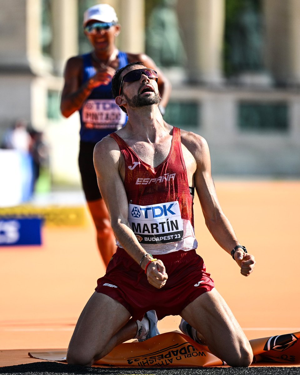 World Athletics (@worldathletics) on Twitter photo World Athlete of the Year nominee - Álvaro Martín 🇪🇸
2023 accolades ⬇️
#WorldAthleticsChamps 20km and 35km race walk 🥇
World-leader 20km race walk 1️⃣
World Race Walking Tour 🏆
#AthleticsAwards World Athlete of the Year nominee - Álvaro Martín 🇪🇸
2023 accolades ⬇️
#WorldAthleticsChamps 20km and 35km race walk 🥇
World-leader 20km race walk 1️⃣
World Race Walking Tour 🏆
#AthleticsAwards