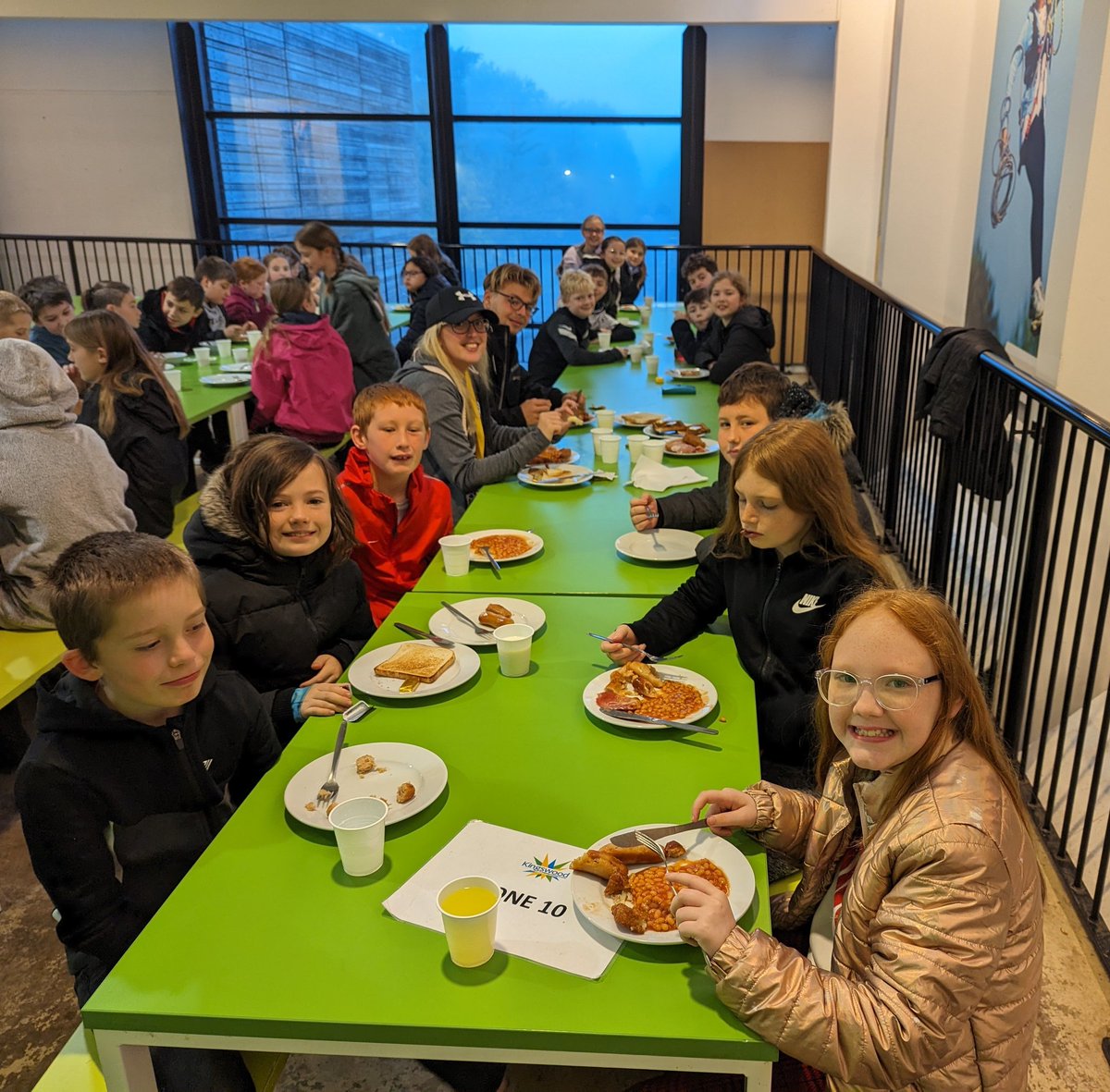 QuayAcademy's tweet image. We had such a busy evening singing round the campfire, we forgot to post last night! After a better night's sleep, we are up and onto our first challenge of the day... Jacob's Ladder! @QuayPrincipal @QuayVP @Dret_Enrichment #bythefire #whocanclimbthehighest