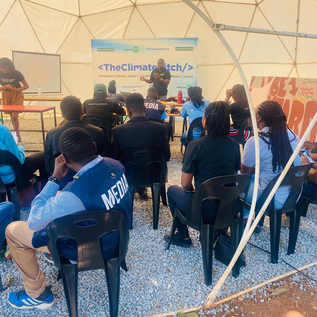 c_mhiribidi's tweet photo. Honoured to be presented with an opportunity to pitch our climate innovative solutions and get support -my team members @white_hope03 &amp; @BandeBrandon will convince e house why invest in vertical gardening &amp; a climate information hub to address e climate plight  
@Advocates4Earth https://t.co/hb8m7O6UeP