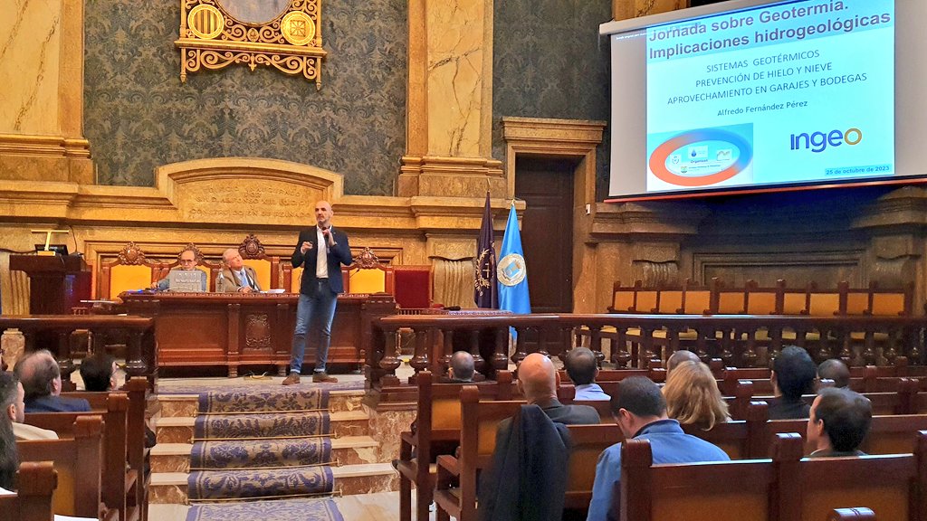 minasenergiaupm's tweet image. Usos alternativos: carreteras, bodegas,parkings
🎙 Alfredo Fernández #ingeo
🌍🌡Jornada Técnica sobre #Geotermia e #Hidrogeología organizada por #IAH #CAS #AEH y colaboran @minasenergiaupm @la_upm @Geoplat @madridsubterra
#energíasostenible #ODS
#familiaMinera #somosUPM #energia