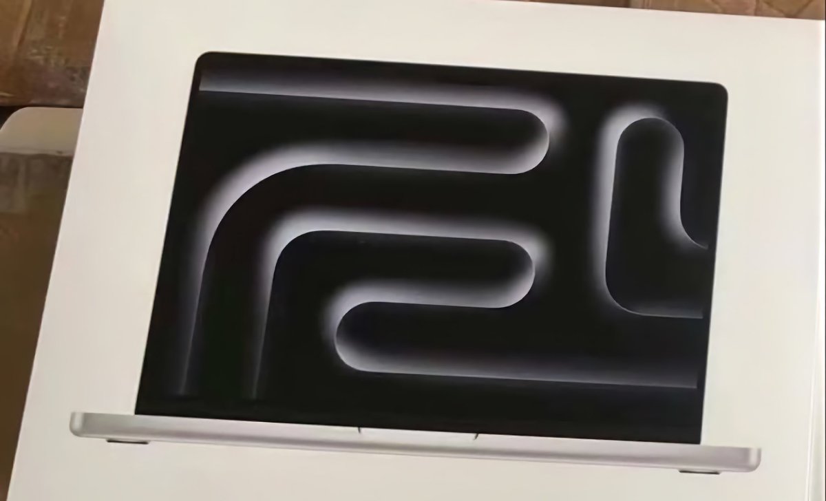 VNchocoTaco's tweet photo. I guess this is the new MacBook Pro 
Source: Weibo https://t.co/tdppFixOgJ