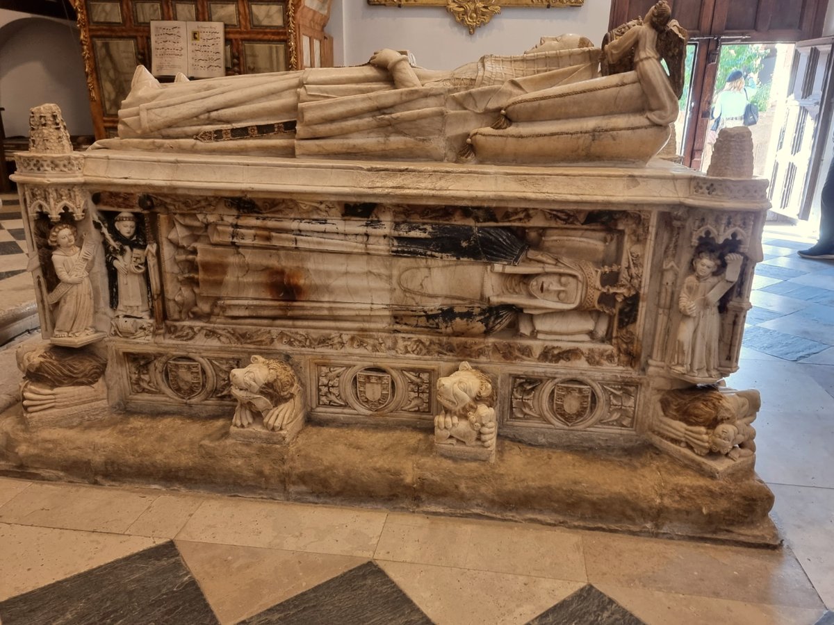 mapaymochila_'s tweet photo. Si quieres conocer la historia del #Titanlux del Monasterio del Sancti Spiritus el Real de #Toro no te va a quedar más remedio que visitarlo 😜. Nosotros nos la sabemos y te tenemos que decir que nunca se nos olvidará 🤩. #ViveRutavinoToro https://t.co/rdqaEtZz20