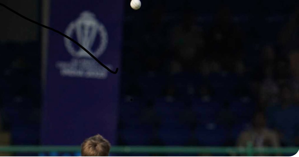 vishnumenon's tweet photo. Anyone see a dog bracing itself?? From the #NEDvsAUS game. https://t.co/B2F0ZU6u6t