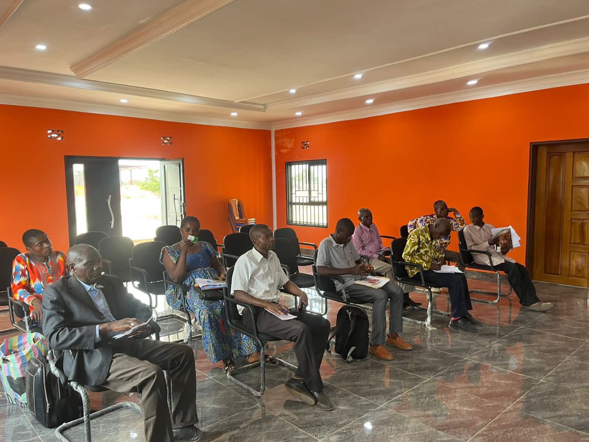 ConapacRDC's tweet photo. PROJET #RECAPTER : La délégation de la #CONAPAC conduite par la présidente de la #FEPAHKAT, Mme KATEBE, poursuit sa mission de dresser un état de lieux des organisations paysannes des provinces du #Haut_KATANGA, #LUALABA et #Tanganyka. https://t.co/1SVye6XNB2