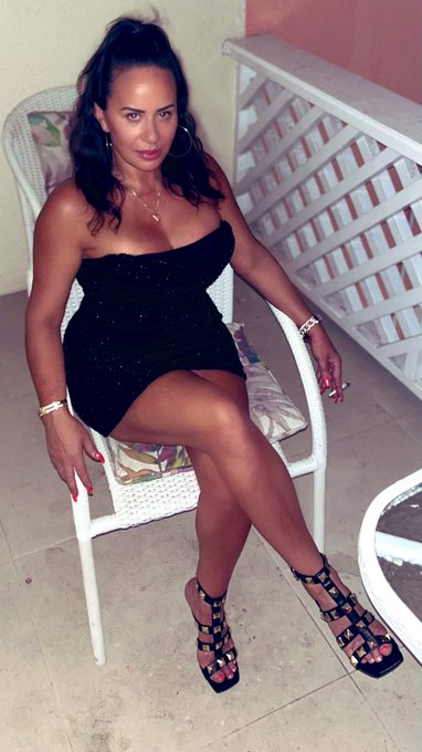 I&rsquo;ll be answering all emails today and will be back at the stable from Friday pets . The Queen is back