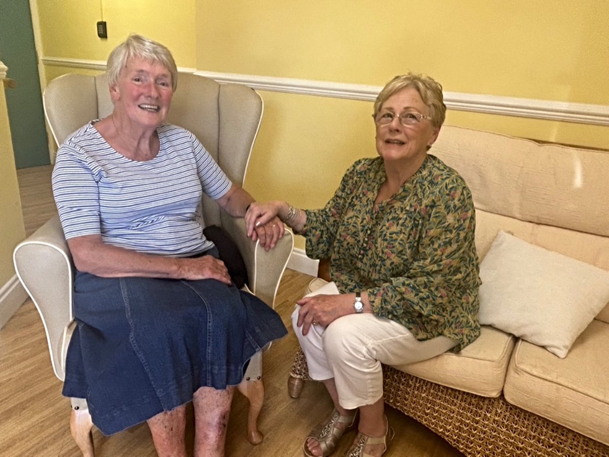 Are you caring for someone with dementia? You are not alone. Age UK North Yorkshire and Darlington offers vital support for dementia carers, including information, advice, respite, and more. #dementiacare #ageuknyd recognitionpr.co.uk/clients/age-uk…