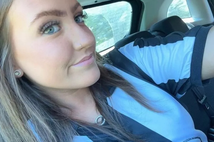 Abbie passed away from a car accident on Saturday night 

The family are trying to organise a minutes applause on the 18th minute at the match v Dortmund as she was mad about NUFC

It was her 18th birthday on the day she died. 

RIP Abbie

Please share to anyone you know going.