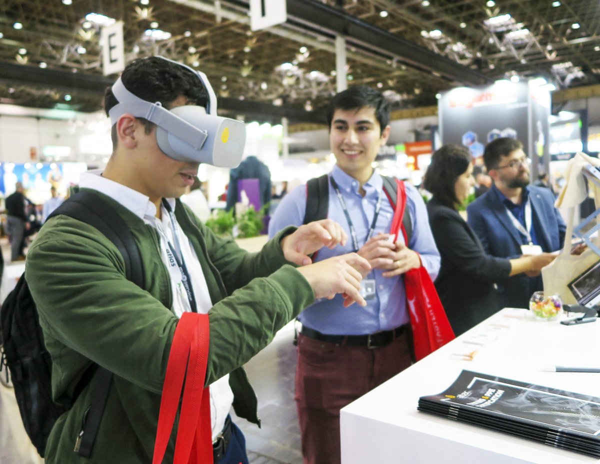 aitex_es's tweet photo. #AITEX is attending @AplusATradeFair this week in Düsseldorf.

Testing &amp; #PPE Certification of head protection, respiratory protection, eye protection, protective gloves, protective clothing and fall protection. 

Visit us 📍 Stand 16H43 https://t.co/ZFcZSJe18z