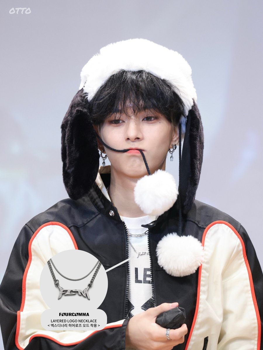fourcomma_offi's tweet photo. 엑스디너리 히어로즈 오드님 포콤마(FOURCOMMA) 
LAYERED LOGO NECKLACE 착용 감사합니다:)
https://t.co/R23IId19fm

#엑스디너리히어로즈 #XdinaryHeroes #엑디즈 #오드 #Ode #오승민 #포콤마 #FOURCOMMA https://t.co/MlmviPSavw