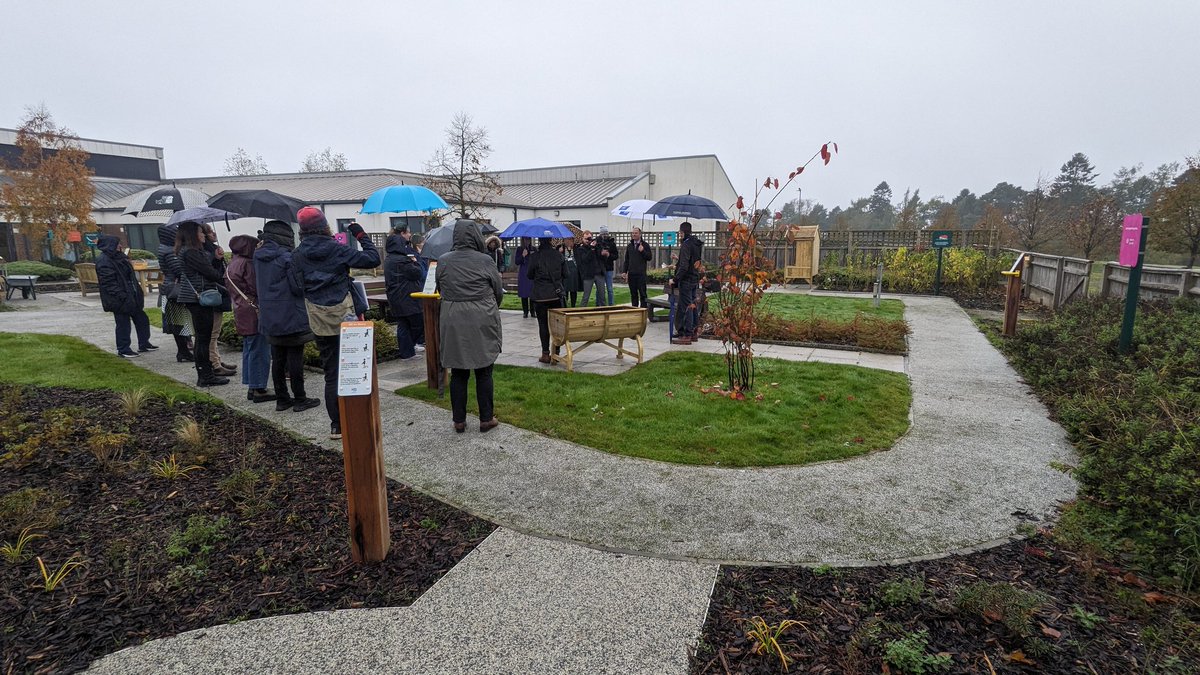We're delighted to spend the morning at Murray Royal Hospital to open newly renovated gardens. A culmination of partnership work over the last year, the gardens encourage patients, staff and families to enjoy #physicalactivity and connect with #nature.