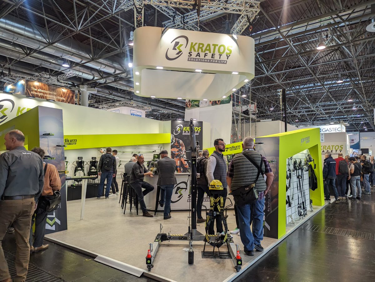 KratosSafety's tweet image. Until October 27, Kratos Safety is taking Düsseldorf by storm at 𝗔+𝗔 𝗶𝗻 𝗛𝗮𝗹𝗹 𝟰, 𝗦𝘁𝗮𝗻𝗱 𝗝𝟬𝟲.
Join us for an exciting experience!

#DusseldorfTradeShow #kratossafety #aplusa #dusseldorfevent #aplusadusseldorf #AplusA2023 #AplusADusseldorf #SafetyExpo #SafetyEvent