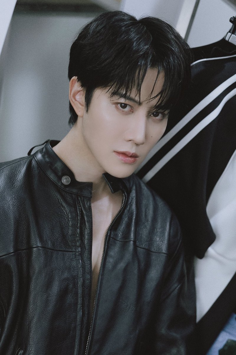 M1KEANGELO's tweet photo. เป็นวาสนาพี่ไหม🤣🤭 #ไมค์พิรัชต์ #m1keangelo https://t.co/JWM1p1qPnU
