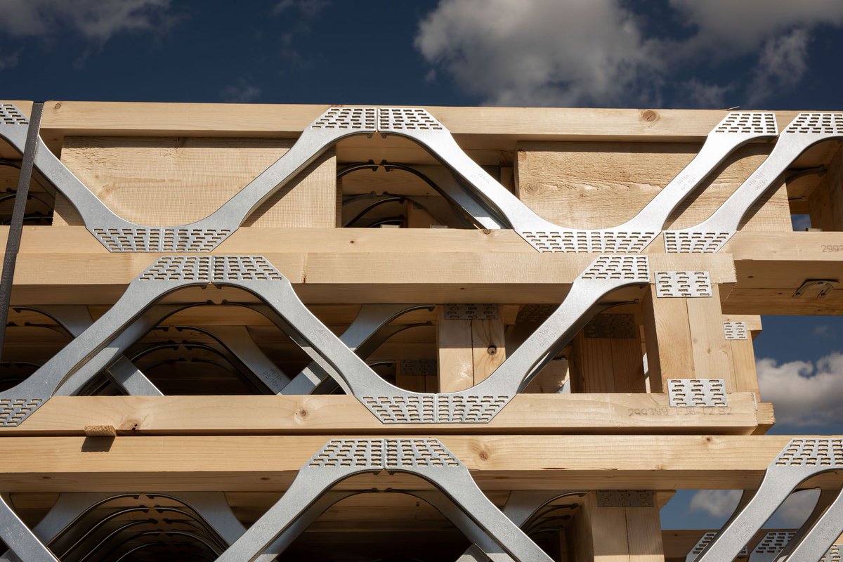 Stay updated on MiTek's Posi Joist. Building Magazine has a new CPD that explains its use, design, and the latest regulations. 

Click to learn more:
buff.ly/45qWDqr

#MiTek #PosiJoist #BuildingKnowledge #CPD #DesignMakeBuild