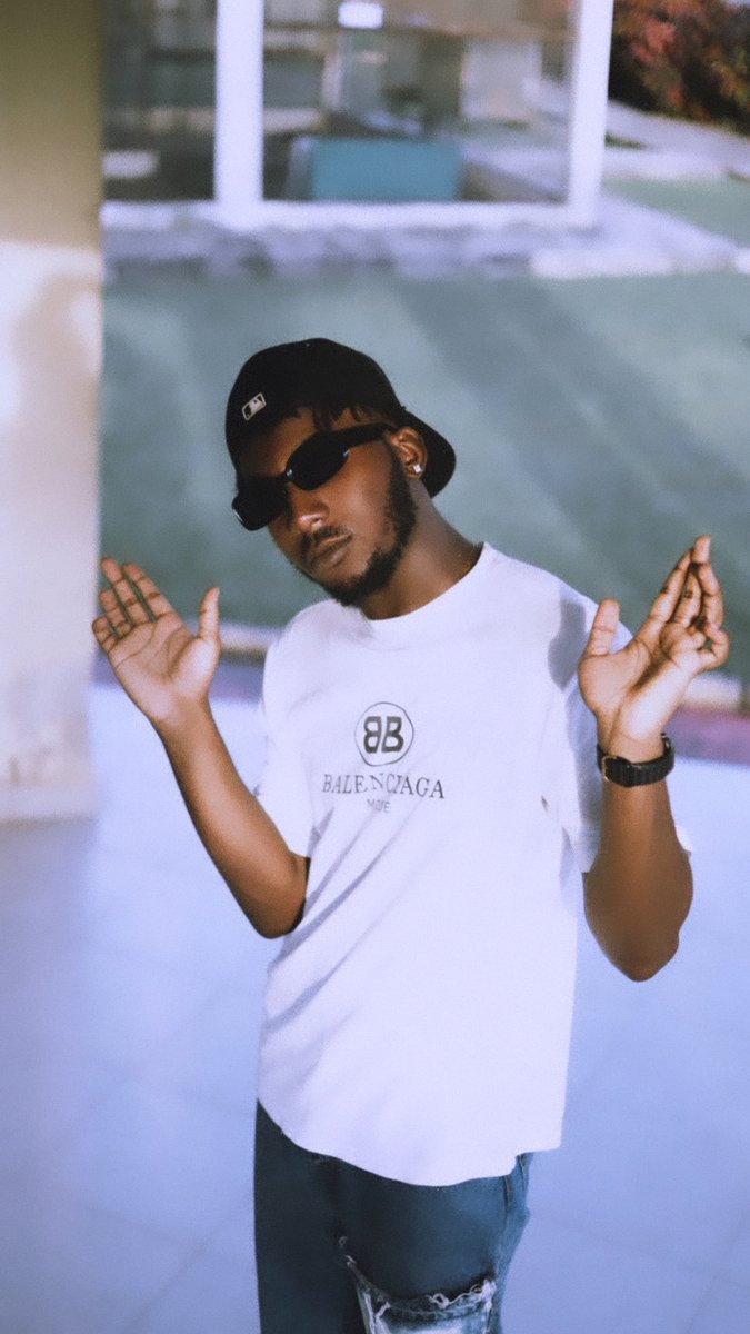 OGplaydirty's tweet photo. Still MILES ahead of these niggas like iโm MORALES .๐ธ๏ธ๐๐พโโ๏ธ๐ฅ
#OGPDLAND โณ
๐๏ธ - @Seyitedd โค๏ธ https://t.co/Oix4npM9qu
