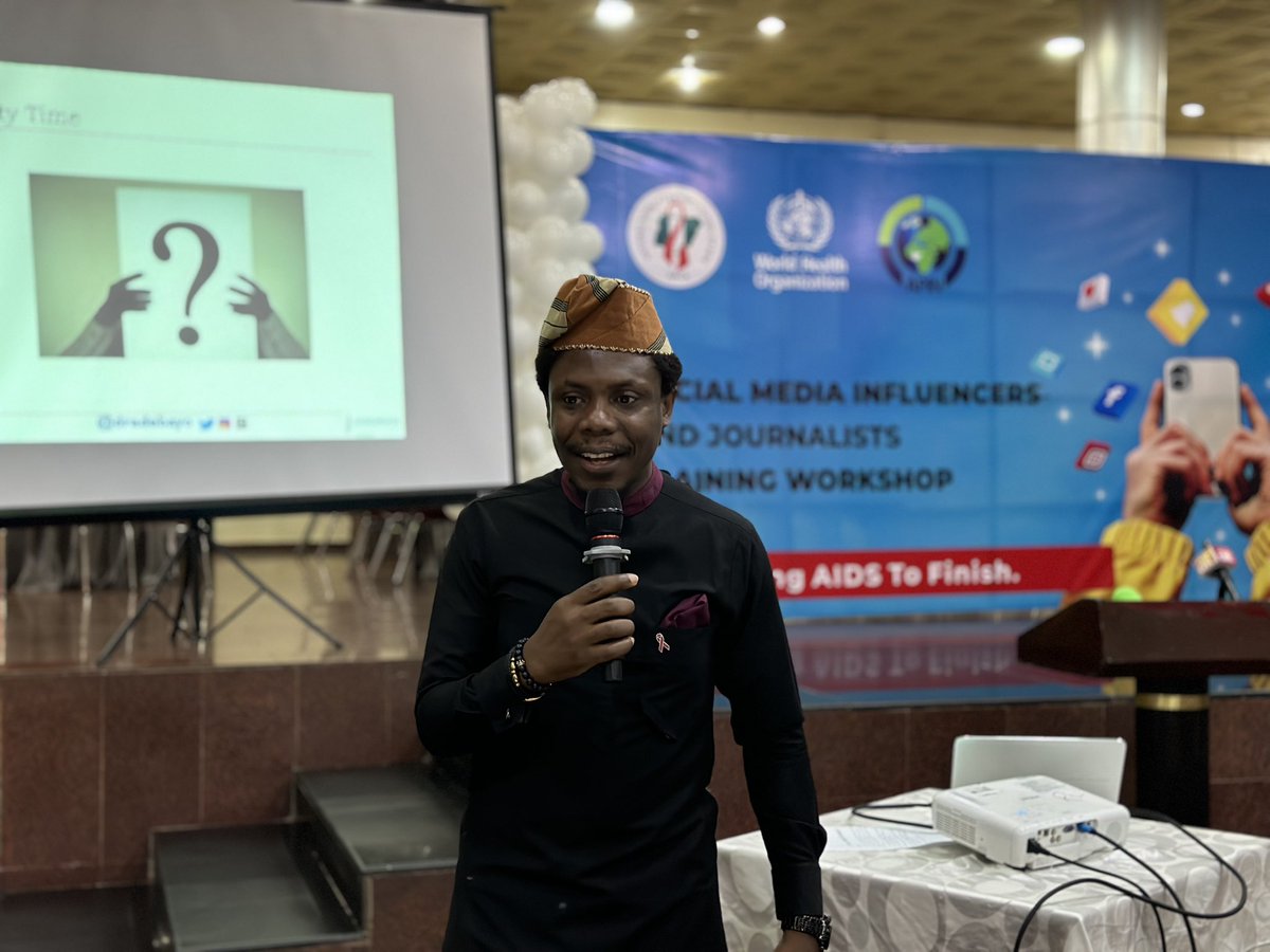 NACANigeria's tweet photo. @dradebayo during his presentation at the ongoing workshop for social media influencers, journalists and bloggers. 
#NACAmediaWorkshop #nacanigeria https://t.co/HTq6rjZqOU