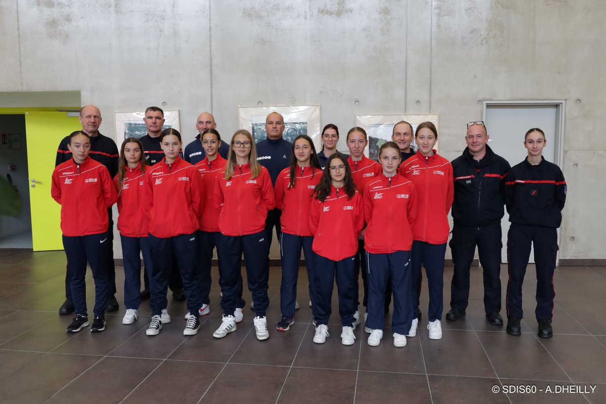 #CTIF 🇫🇷 Retour des 10 jeunes sapeurs-pompiers qualifiées pour les jeux mondiaux en Italie ! Le colonel Christophe Betinelli, directeur départemental adjoint a souhaité ce matin accueillir le groupe pour féliciter les jeunes et les encadrants pour cette nouvelle performance.