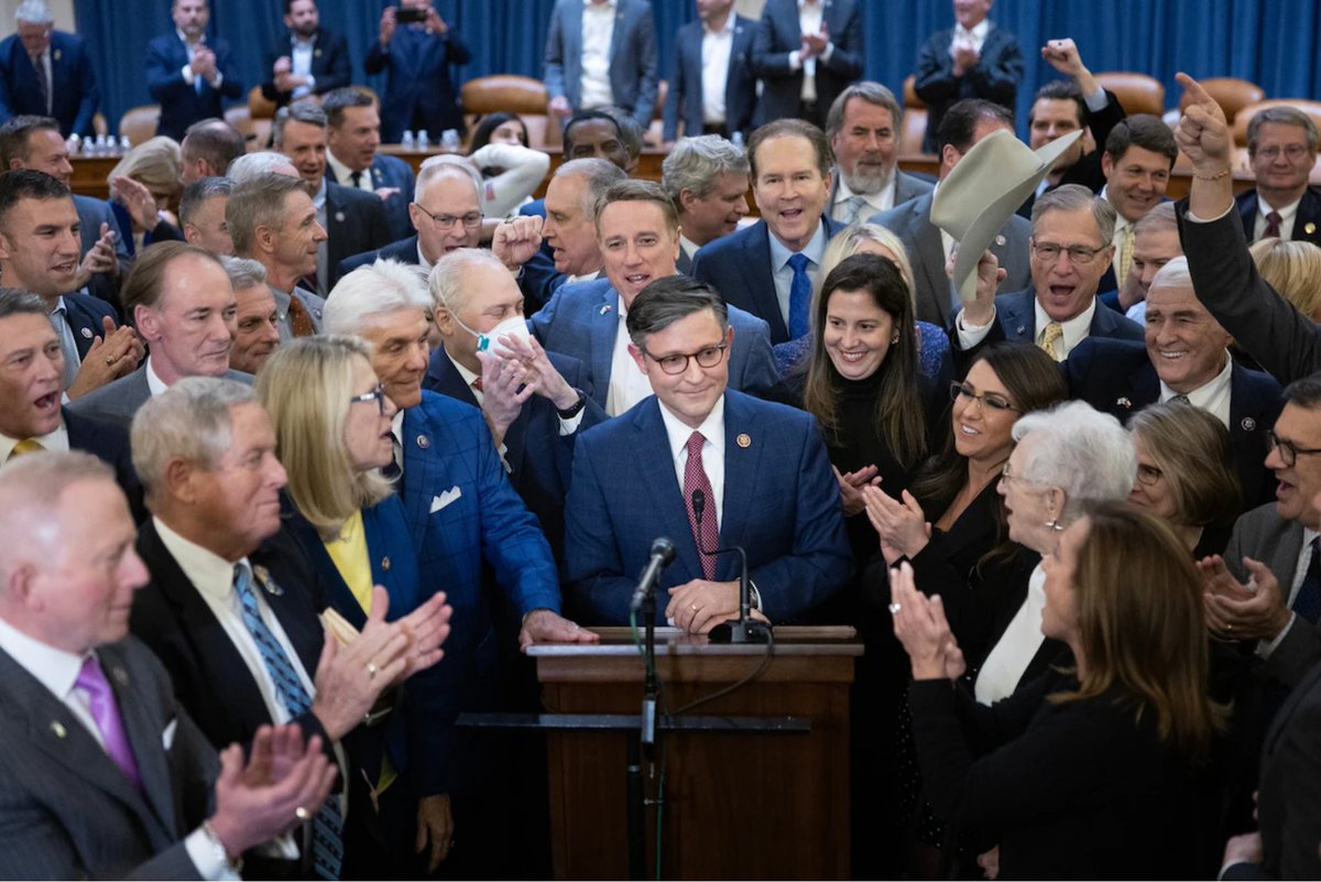 USA 🇺🇸 MAGA MAXIMUS #USPolitics Trump victory immanent in House Speaker Crisis Ultra MAGA @RepMikeJohnson Republican Designee Sane Republicans Caving to MAGA 'We are going to rally around Mike Johnson and elect him Speaker' @RepMikeLawler Phone Your Rep apa.org/advocacy/guide…