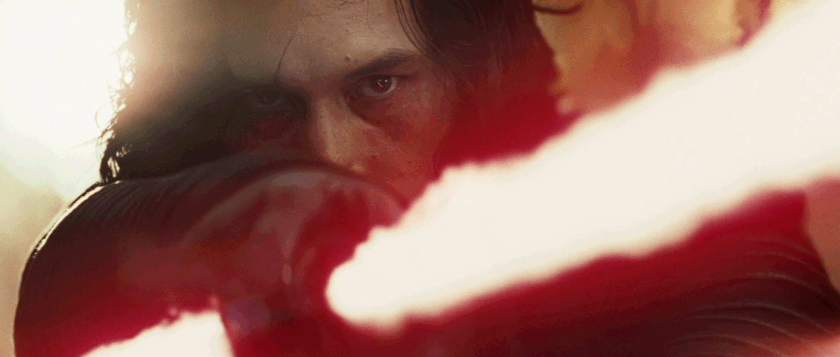 Shawn Levy (Stranger Things) lorsqu'on lui demande si son film #StarWars pourrait être un prequel à l'Épisode 7 avec Adam Driver :

« Comme vous le savez, Adam est un ami et j'ai toujours été un grand fan de Kylo Ren. Pas de commentaire ! »

(via variety.com/2023/tv/news/s…)