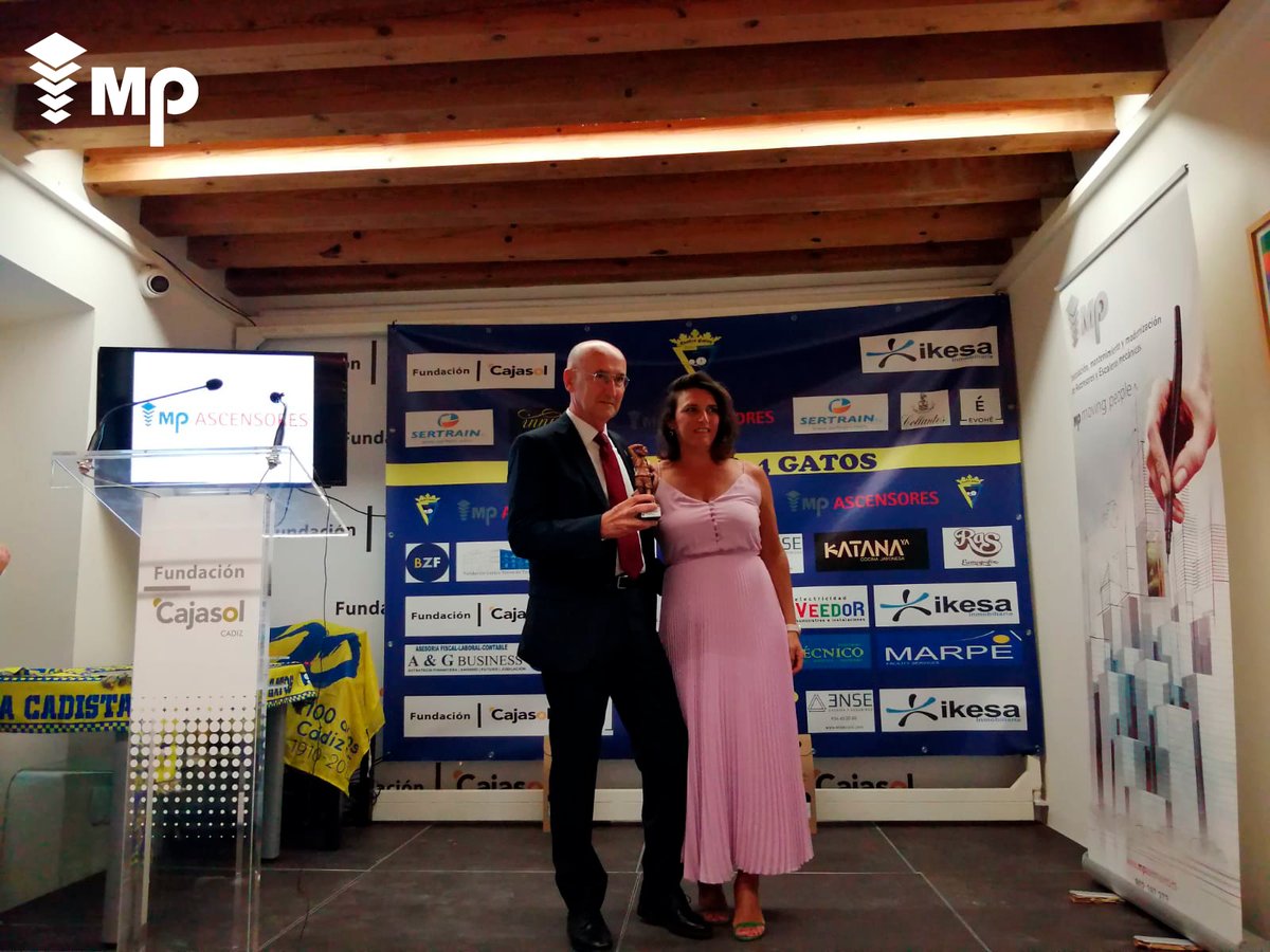 mpascensores's tweet photo. 🏆La @PCadista4Gatos celebró los #Premios4Gatos y MP #Ascensores fue uno de los patrocinadores.
¡Enhorabuena a los premiados!👏En MP nos mueve la pasión por el #deporte ⚽️
📰https://t.co/JzM3uSRcLe
🔗https://t.co/99TfYLSWgN
#movingpeople #escalerasmecanicas #cadismo #pc4g https://t.co/QJe4nAZvsX
