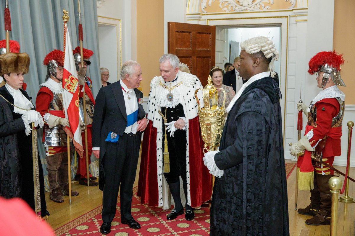 It was a great privilege last week to provide a guard at Mansion House when the King and Queen were entertained by the Lord Mayor. The Dinner was to mark the contribution of the civic institutions of the City to the Coronation of their Majesties @citylordmayor  @CityandLivery